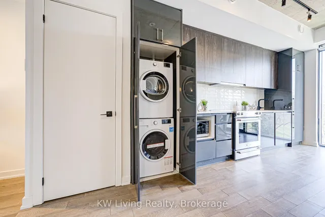 Additional image 10 of 12 Dervock Cres Unit 18