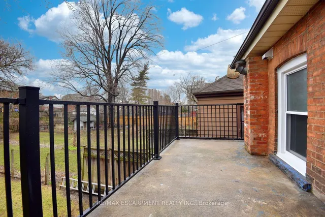 Additional image 44 of 66 Erie Ave