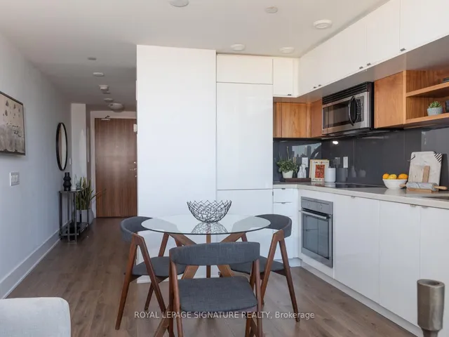 Additional image 3 of 111 St Clair Ave Unit 925