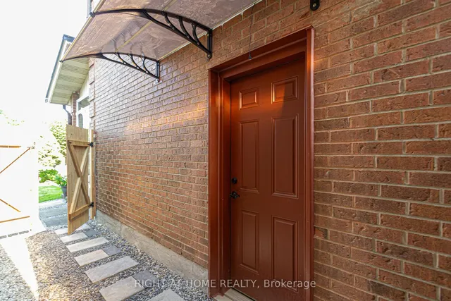 Additional image 42 of 4302 Highgate Cres