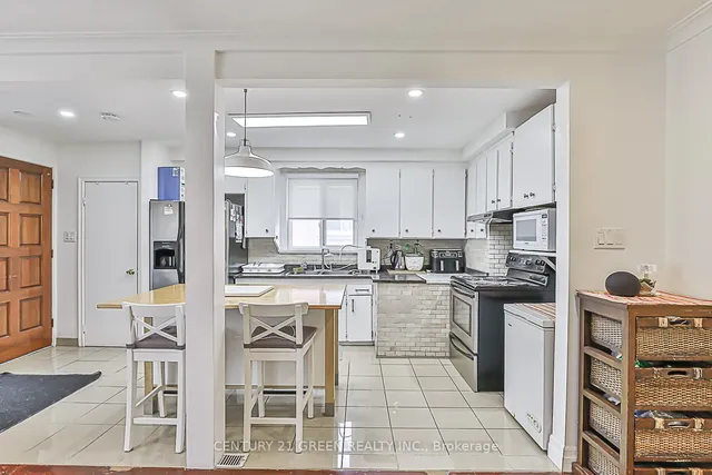 Additional image 17 of 23 Chalkfarm Dr