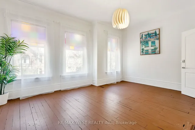 Additional image 31 of 17 Melbourne Ave