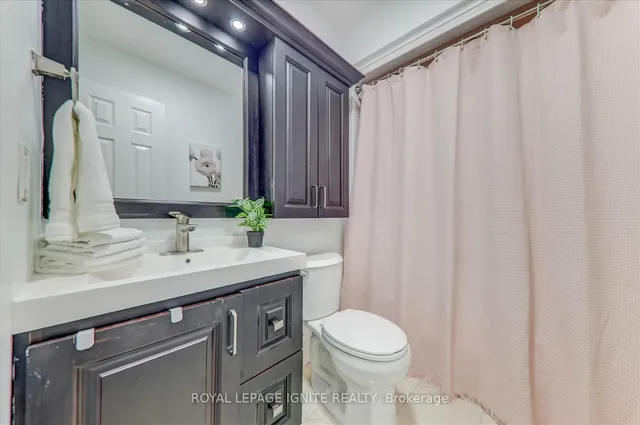 Additional image 23 of 50 Calverley Tr