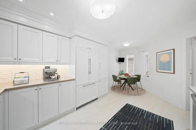 Additional image 9 of 2165 Country Club Dr Unit 12