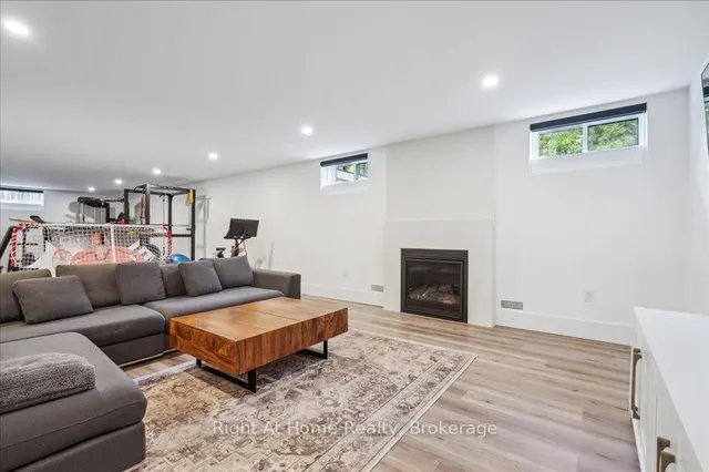 Additional image 44 of 817 King Rd