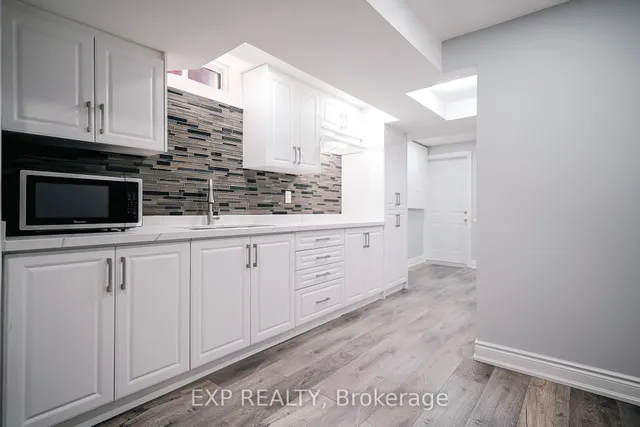 Additional image 30 of 668 Hamilton Cres