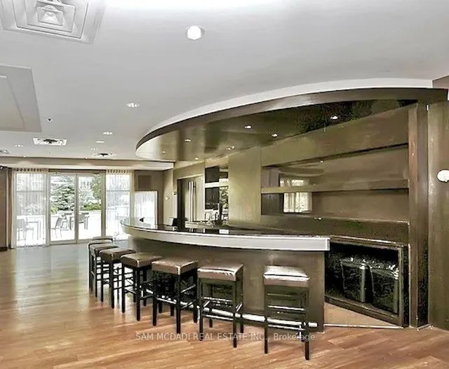 Additional image 38 of 90 Absolute Ave Unit Th119