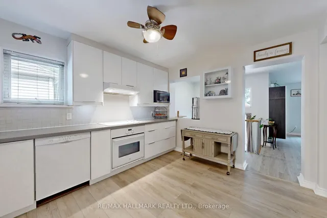 Additional image 8 of 21 Enfield Ave