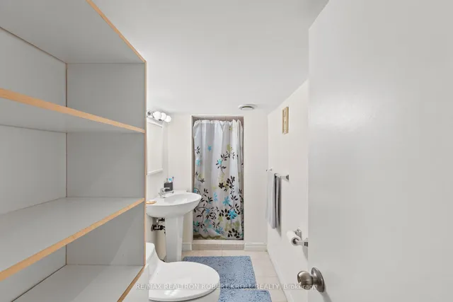 Additional image 39 of 37 Johnston Ave