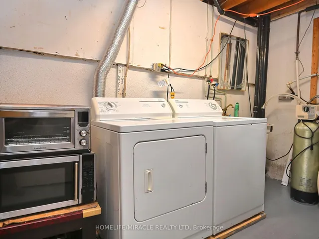 Additional image 34 of 120 Collins Cres Unit 119