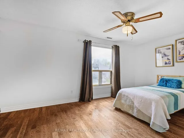 Additional image 15 of 15 Hughes Crt Crt