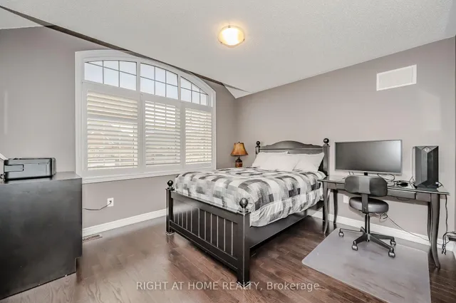 Additional image 28 of 64 Kalmia Rd