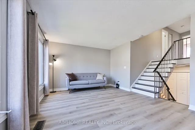 Additional image 18 of 787 Roseheath Dr