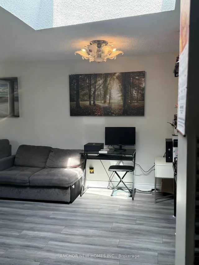 Additional image 6 of 54 Wilmont Dr