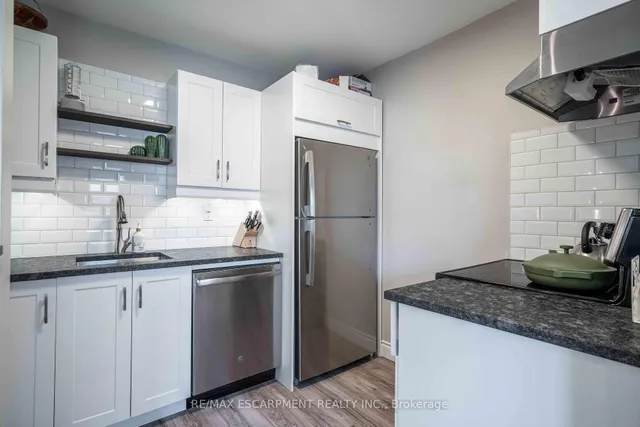 Additional image 9 of 1396 Upper Ottawa St Unit 33