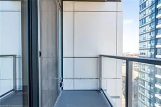 Additional image 16 of 15 Wellington St Unit 1102