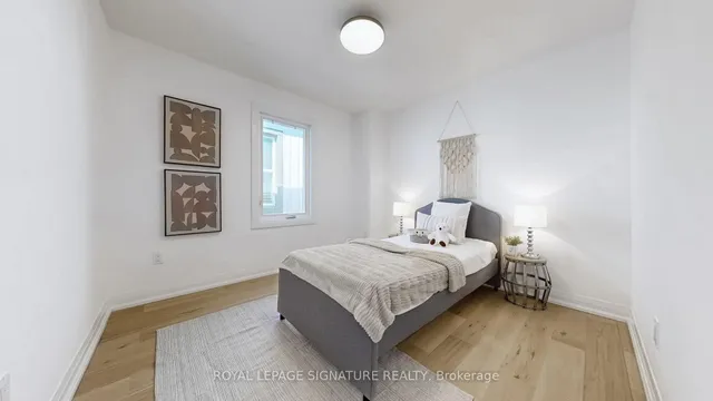 Additional image 18 of 914 Broadview Ave