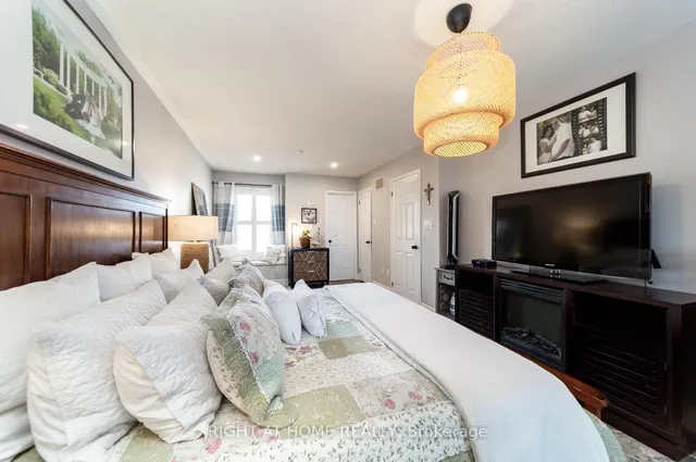 Additional image 26 of 58 Joseph Griffith Lane