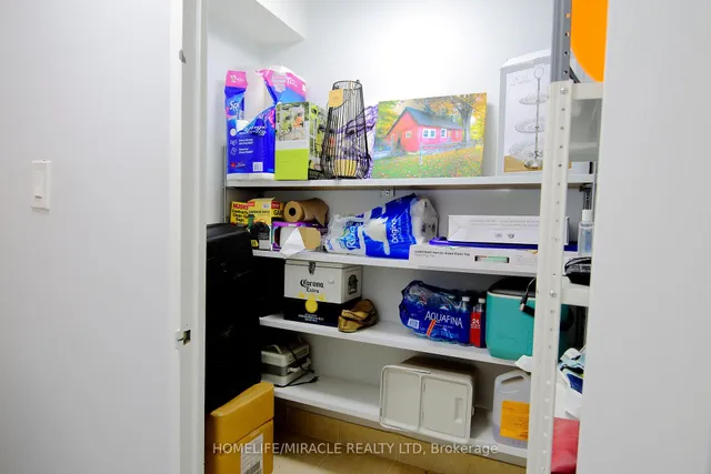 Additional image 7 of 714 The West Mall N/A Unit 1201