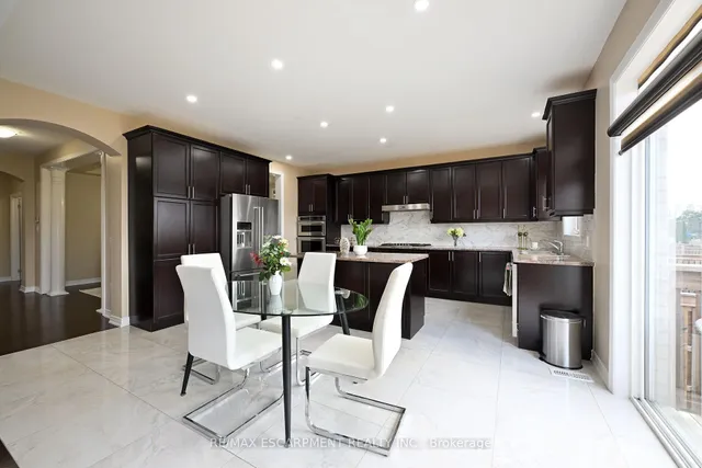 Additional image 8 of 71 Chaumont Dr