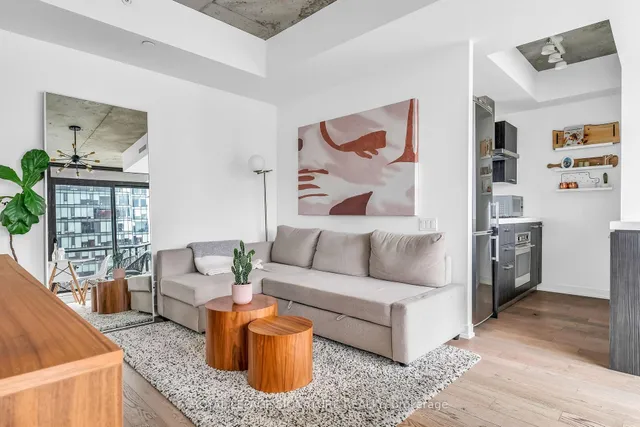 Additional image 16 of 461 Adelaide St Unit 916