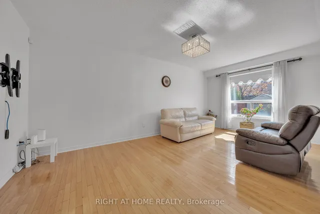 Additional image 15 of 83 River Rock Cres