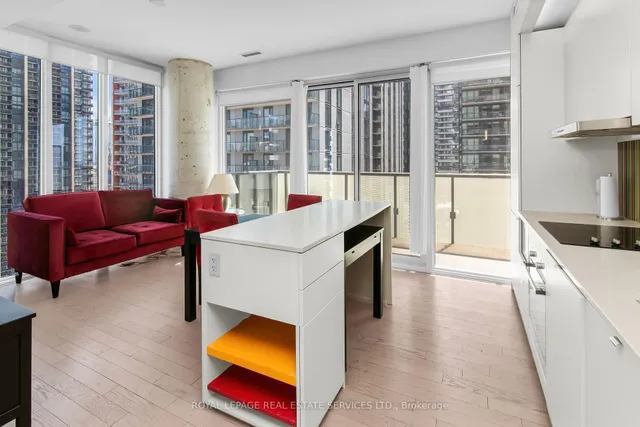 Additional image 7 of 101 Peter St Unit 2806