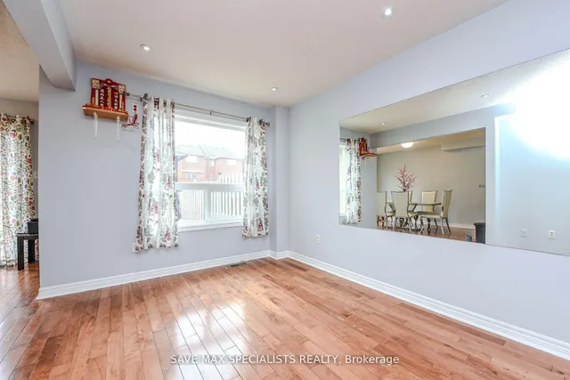 Additional image 13 of 622 Lumberton Cres