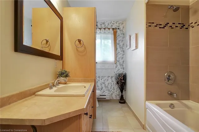 Additional image 18 of 24 Hoffman St