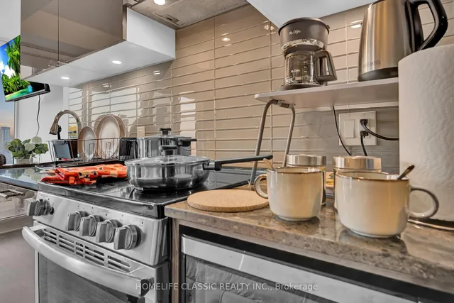 Additional image 16 of 251 Jarvis St Unit 2911