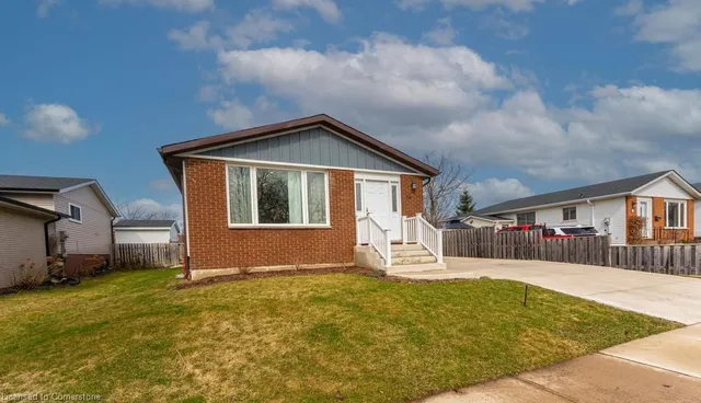 Additional image 2 of 14 Yorkdale Cres