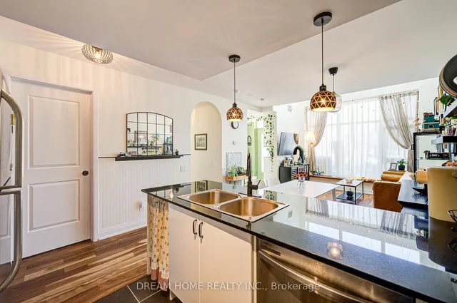 Additional image 19 of 1 Town Centre Crt