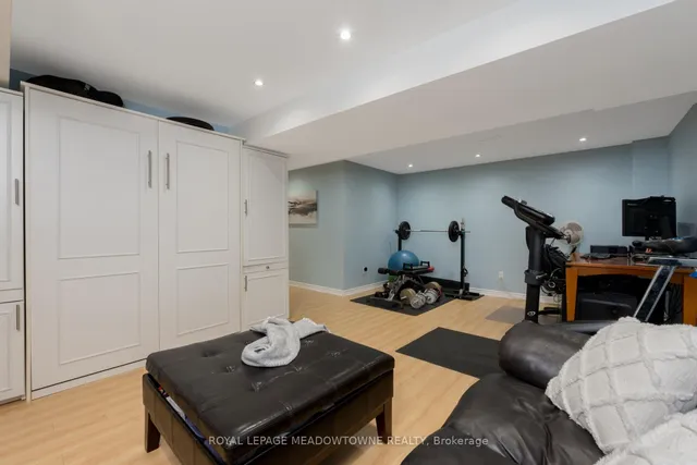 Additional image 38 of 1876 Stevington Cres