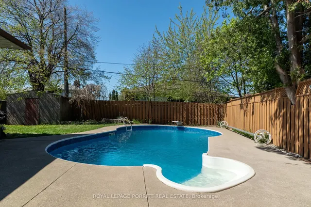 Additional image 36 of 14 Albion Cres