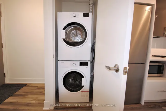 Additional image 11 of 188 Fairview Mall Dr Unit 1106