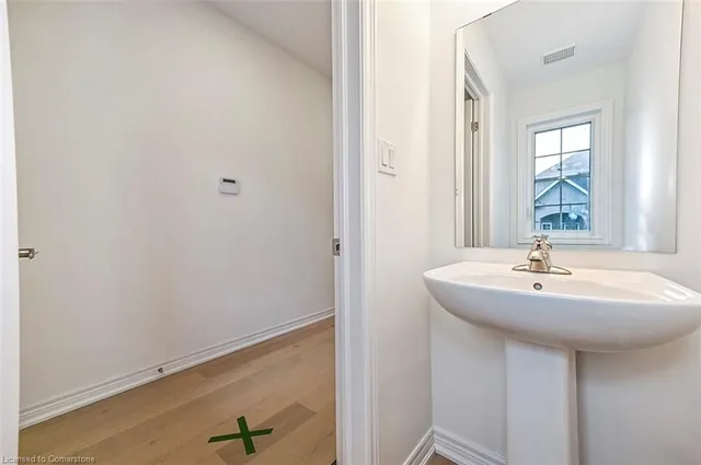 Additional image 5 of 46 Linden Park Lane