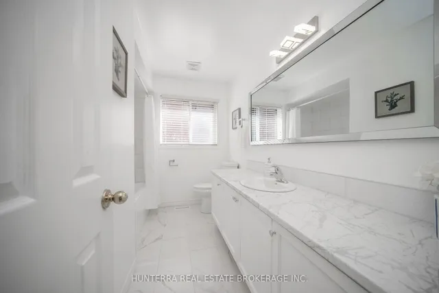 Additional image 40 of 38 Pebblestone Circ