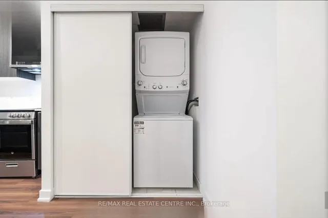 Additional image 13 of 2433 Dufferin St Unit 311