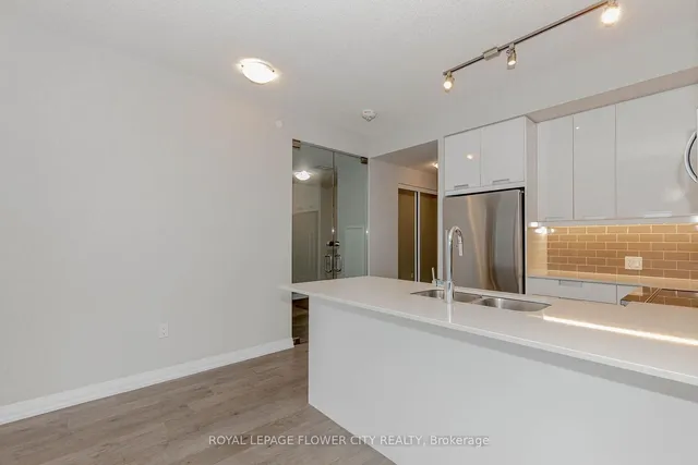 Additional image 20 of 35 Watergarden Dr Unit 1613