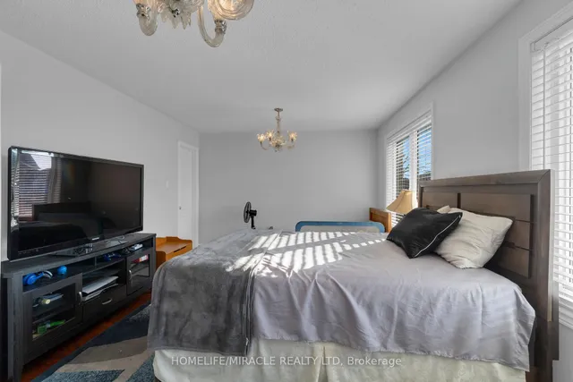 Additional image 24 of 18 Hartwell Gate