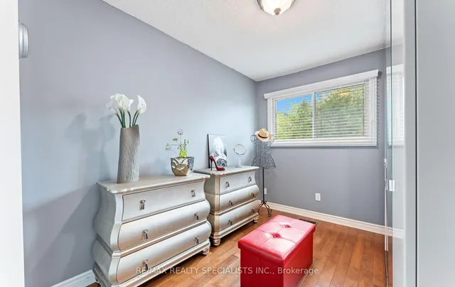 Additional image 24 of 93 Collins Cres