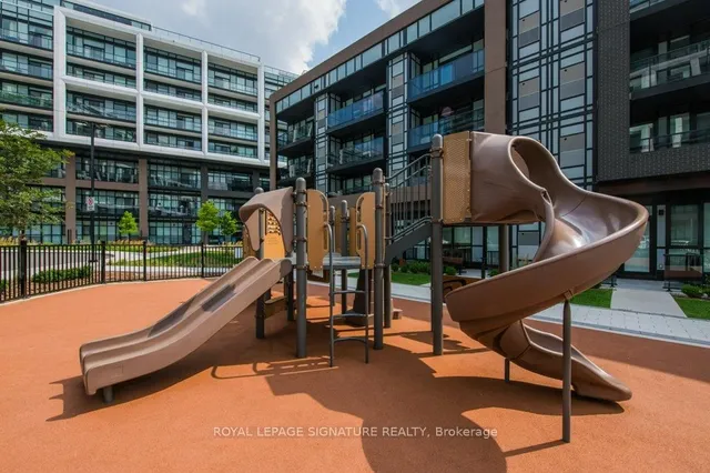 Additional image 36 of 60 George Butchart Dr Unit 104