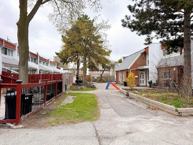 Additional image 30 of 2901 Jane St Unit 101