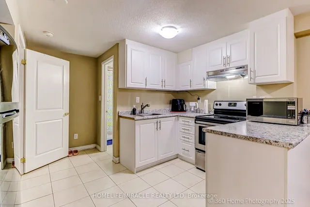 Additional image 27 of 652 Lott Cres