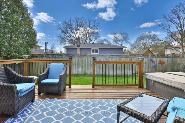 Additional image 37 of 685 CASTLEGUARD Cres