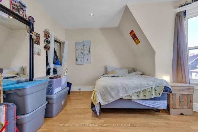 Additional image 27 of 43 Burnfield Ave