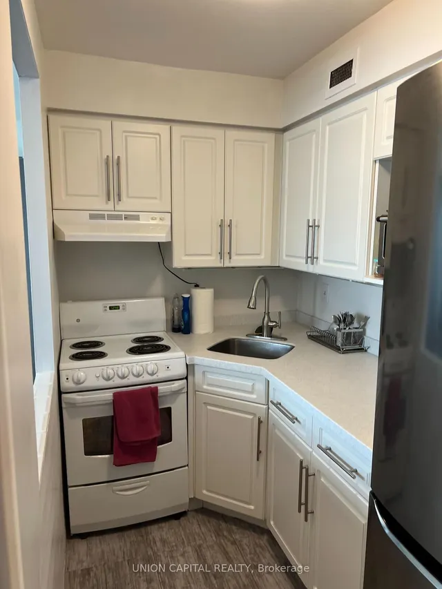 Additional image 7 of 720 Spadina Ave Unit 1011