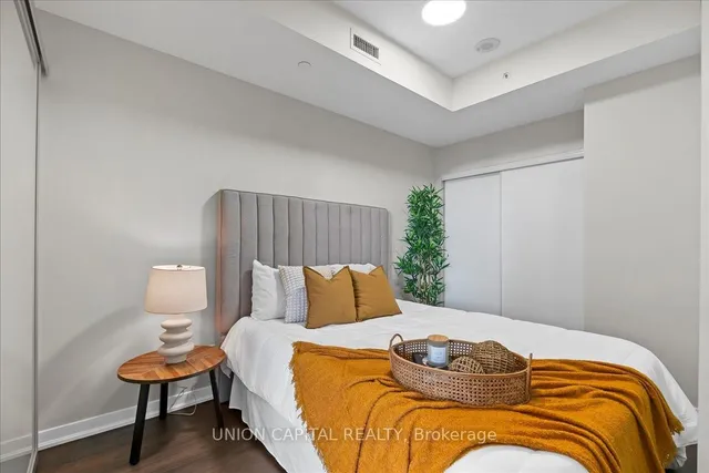 Additional image 6 of 51 East Liberty St Unit 1017