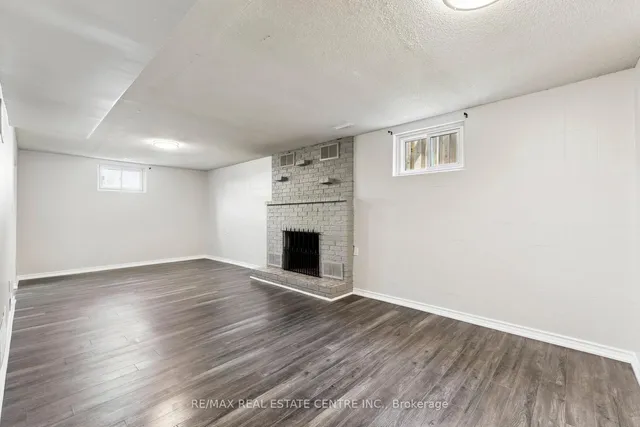 Additional image 26 of 21 Marchbank Cres