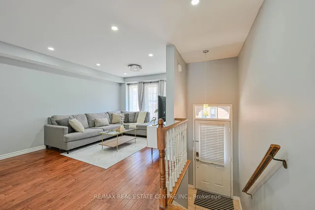 Additional image 4 of 4950 Albina Way Unit 93